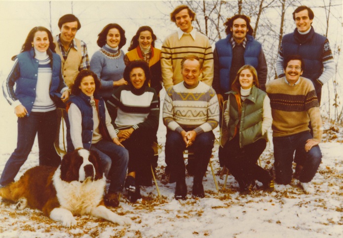 John F. and Mary A. Geisse, ten children & Hans, December 25, 1976